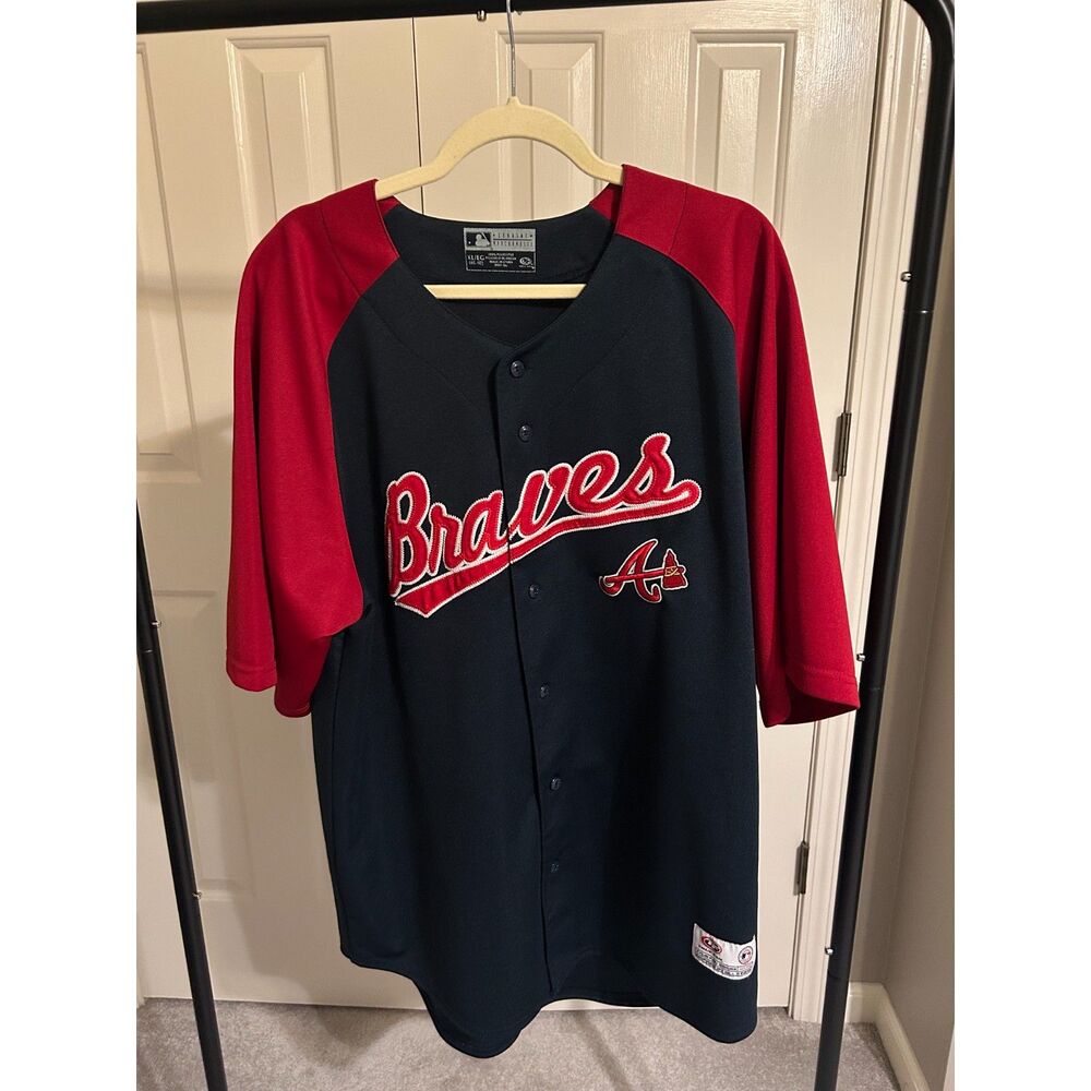 Officially Licensed MLB Atlanta Braves Fashion Button-Down Jersey XL